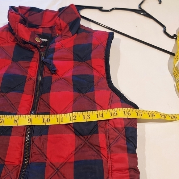 𝅺KENSIE Jeans Quilted Puffer Buffalo Plaid Vest - Picture 7 of 10